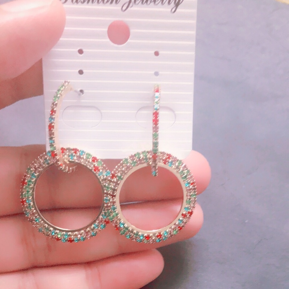 Woman fashion earrings